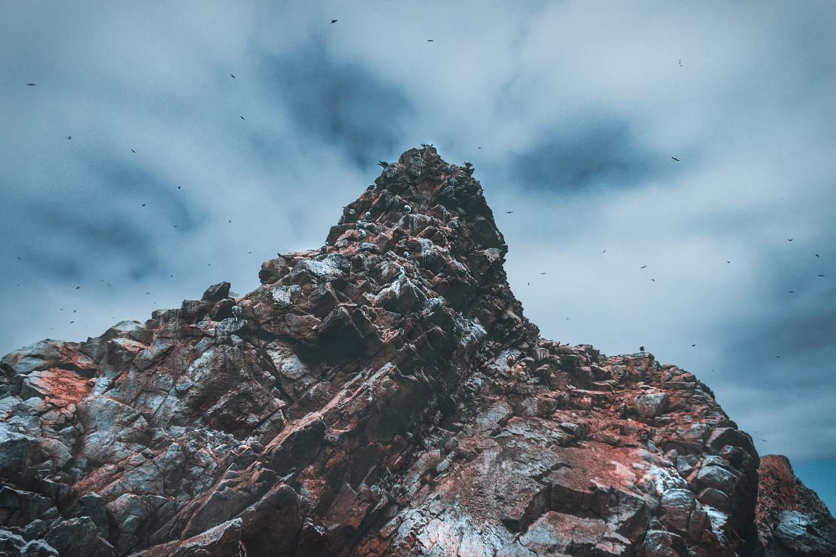 peru landscape photography of brown mountain peak