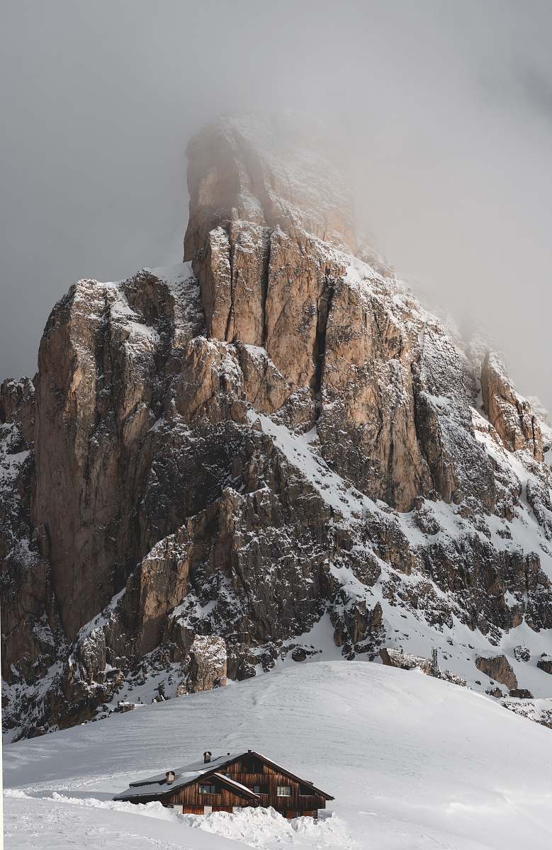 nature photo of snow covered mountain mountain