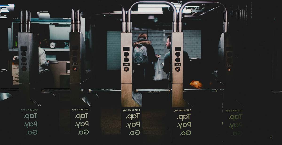 manhattan people inside train ニューヨーク ニューヨーク州 アメリカ合衆国