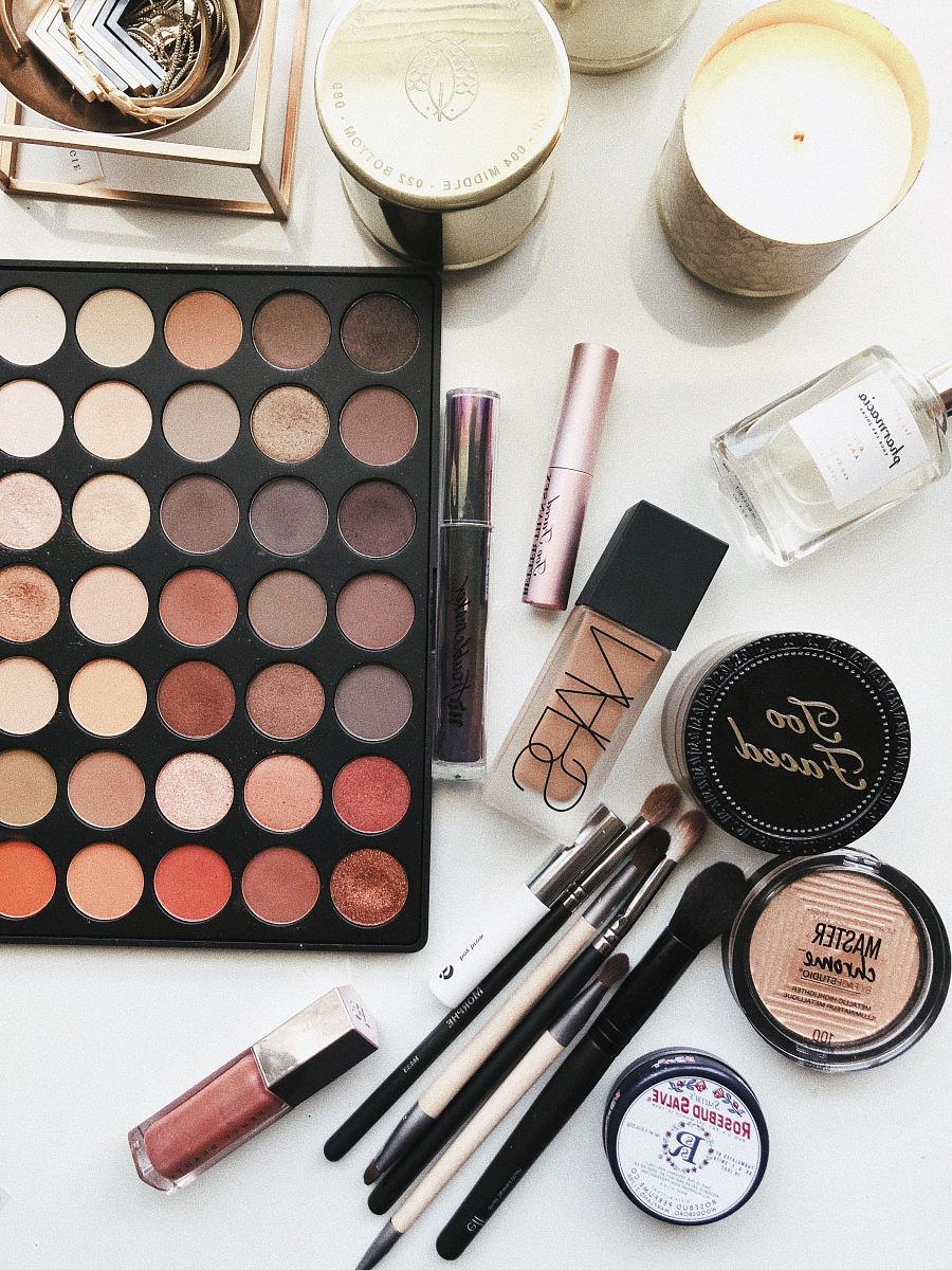 close-up photography of assorted cosmetics