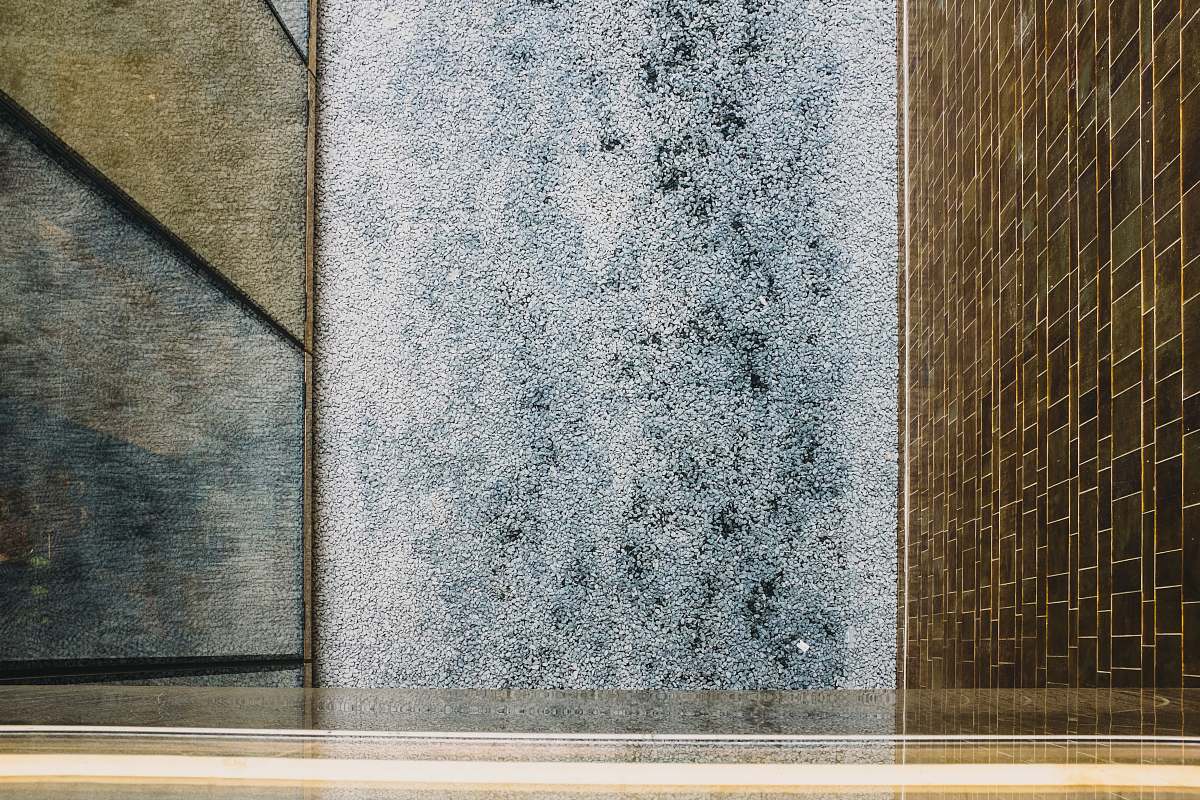 wall aerial photo of rug modern