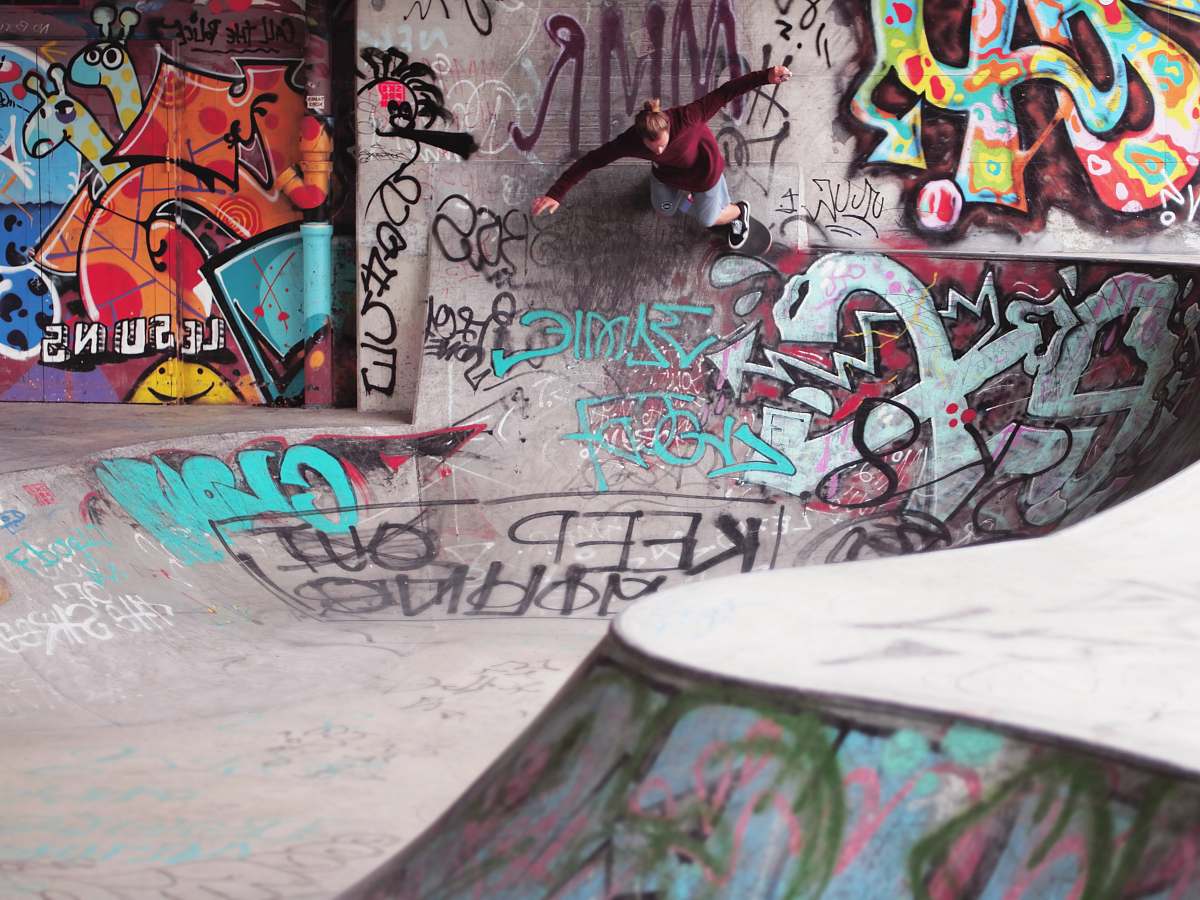 graffiti skateboard court mural