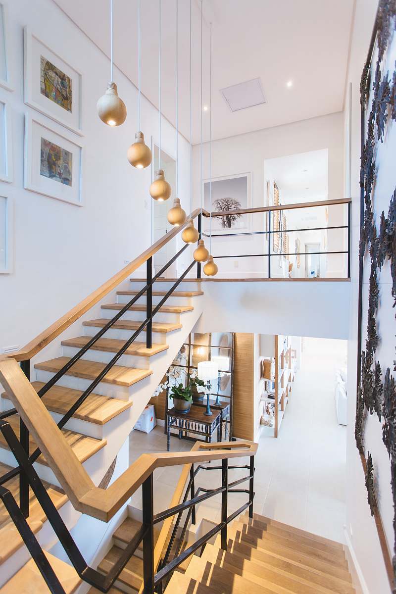 home brown staircase design