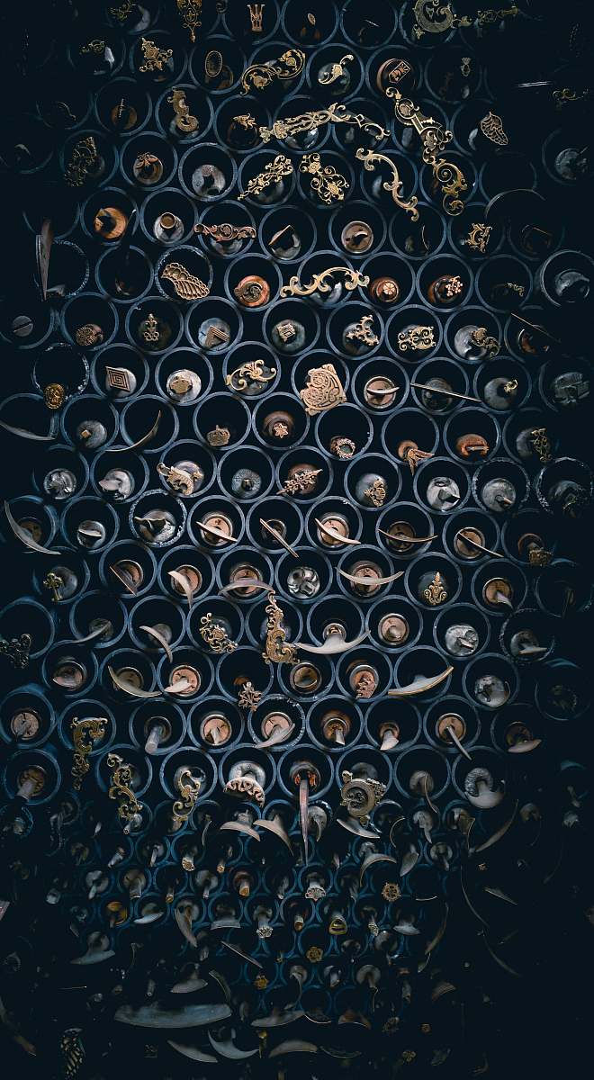 texture assorted-color scrolls on rack design