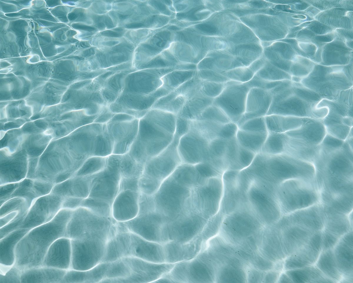 clear body of watter