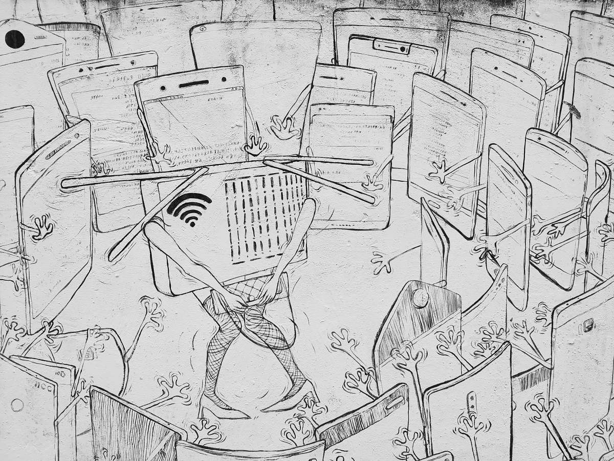 black-and-white wifi surronded by smartphone illustration grey