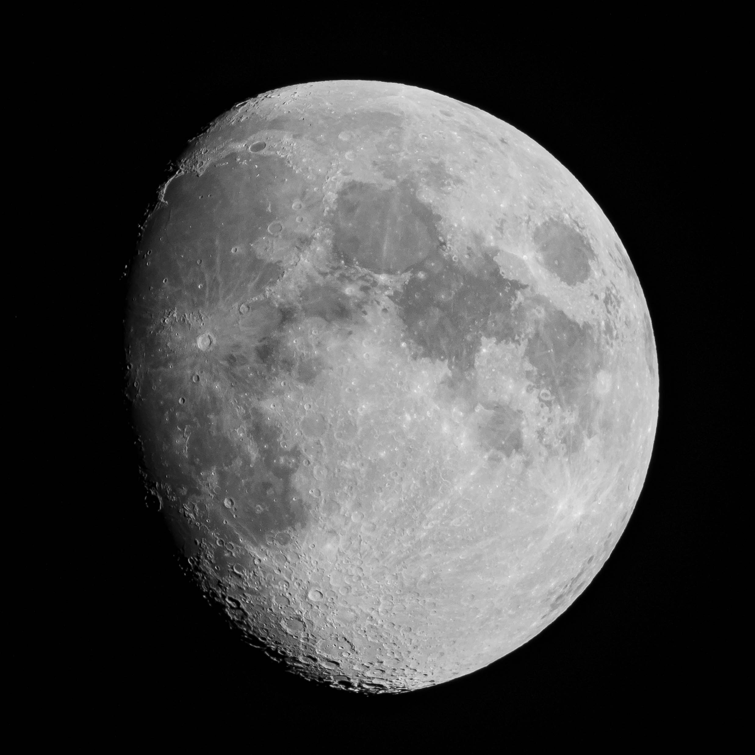 Сколько лет муне. Темная сторона Луны картинки. 12лун. Все 12 лун.