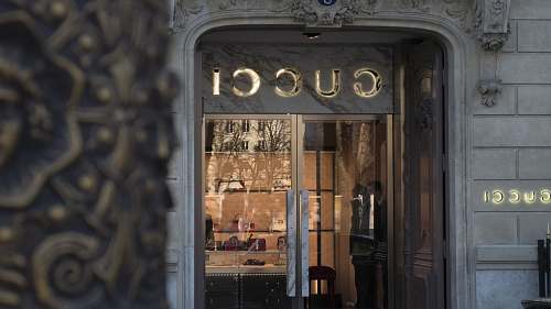 france Gucci signage home decor