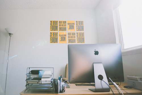 table silver iMac furniture