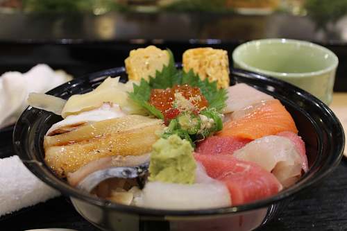 tokyo raw meat in black bowl japan