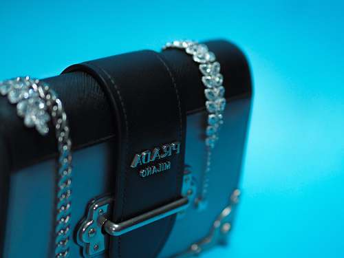 wristwatch black leather belt with silver buckle mailand