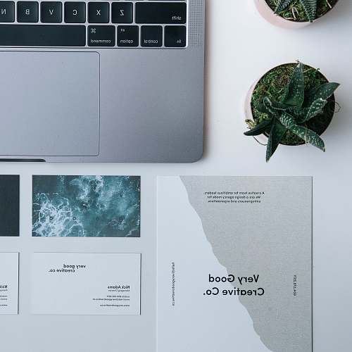 design MacBook Pro paper