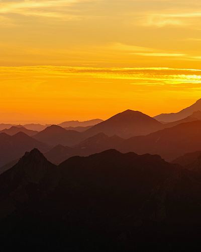 silhouette of mountains