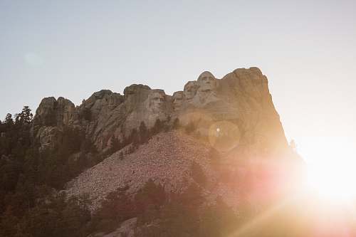 mountain Mount Rushmore keystone