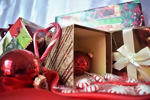 red bauble with box