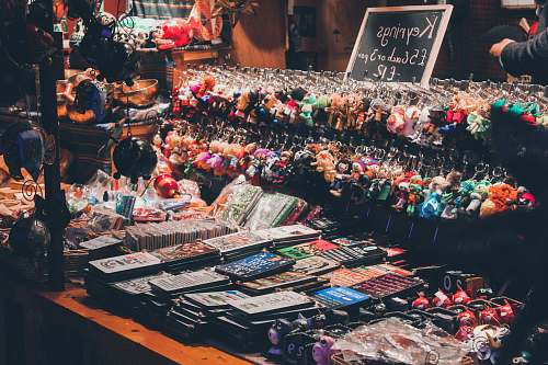 shop key chain hangs on rack bazaar