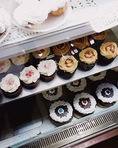 bakery baked cupcake on rack food