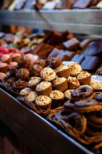 food variety of cupcakes bakery