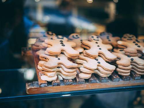 food gingerbread man lot biscuit
