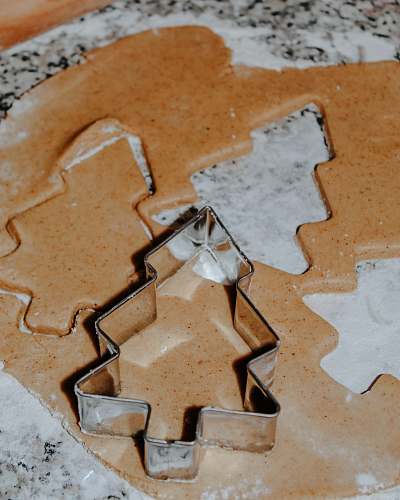 biscuit cookie forming Christmas tree cookie