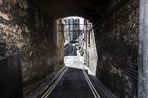 city road alley road