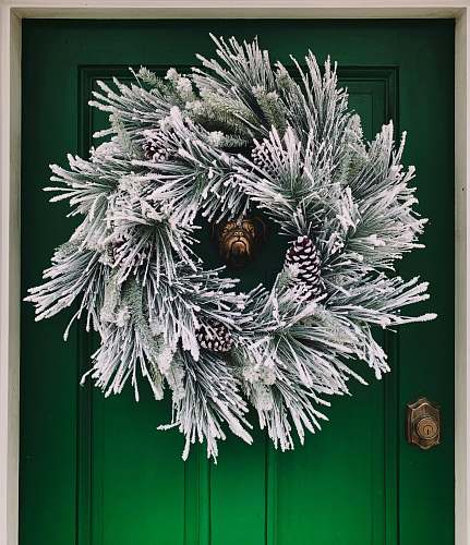 grey round white wall wreath illustration wreath