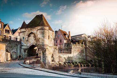 castle white and brown concrete structure during day laon