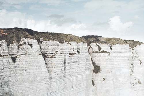 cliff landscape photography of cliff rock face