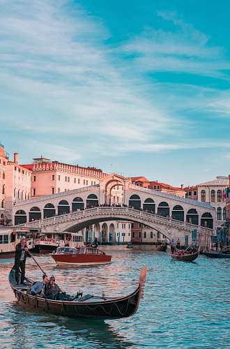 gondola Rialto Bridge, Venice Italy boat