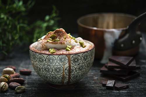 vegetable white and gray ceramic bowl on tbale bowl