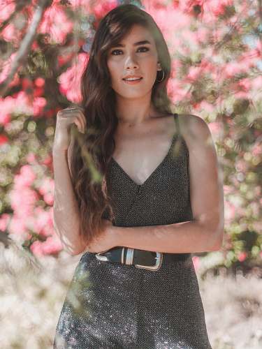people selective focus photography of woman person