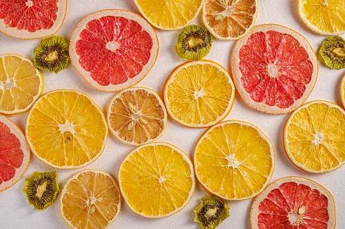 fruit closed lemons and kiwi fruits plant