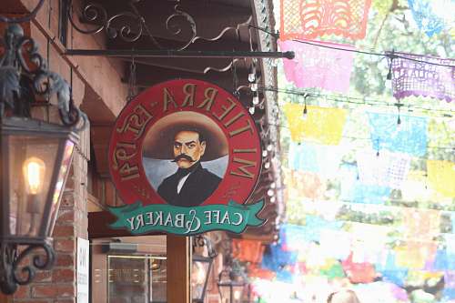 human Mi Tierra EST. Cafe & Bakery signage cafe