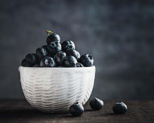 fruit bowl of blueberries blueberry