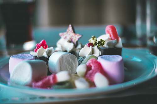 sweets marshmallows on plate confectionery