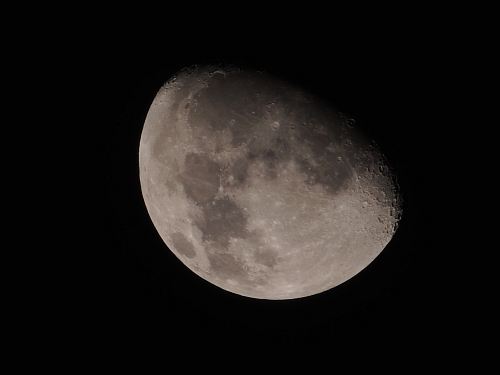 moon at night time