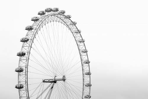  Feeris wheel at daytime 