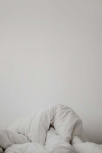 bed white textile cascais
