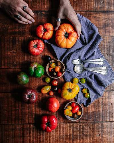 ornament assorted-color of vegetables on top of brown wood jewelry