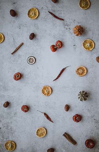 animal chilies, cinnamon and nutmeg invertebrate