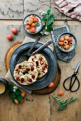 flatlay pie on black plate breakfast