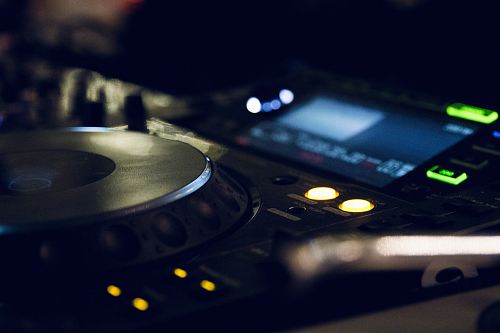 black DJ controller