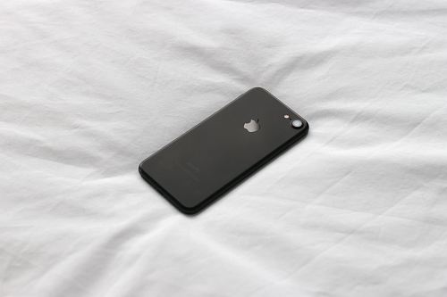 black iPhone 8