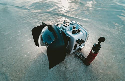 gray and black underwater camera