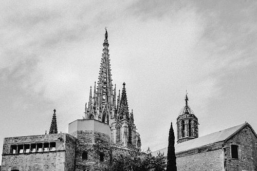 grayscale photo of Sagrada Familia
