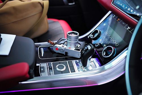 mirroless camera inside vehicle