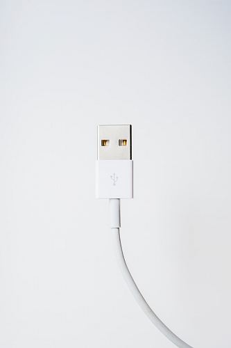 white sync cable