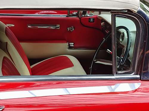  empty red car 