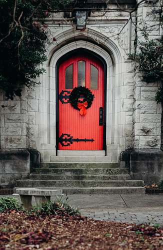 door close-up photo of red wooden door knoxville