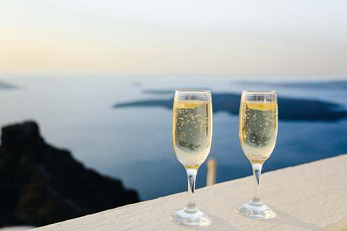wine wine glasses shallow focus glass